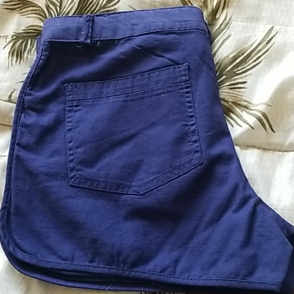 Shorts - Picture 4 of 4